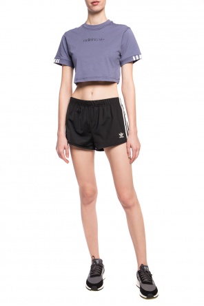 Cropped t-shirt with logo, zdjęcie 2 Cropped t-shirt with logo od ADIDAS Originals